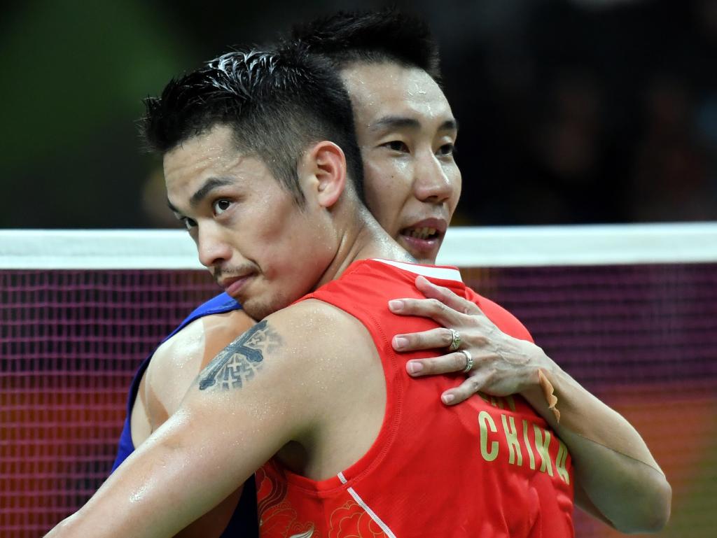 Lin Dan, Lee Chong Wei pada separuh akhir perseorangan lelaki badminton Sukan Olimpik Rio, 19 Ogos 2016. (Xinhua/ Lv Xiaowei)