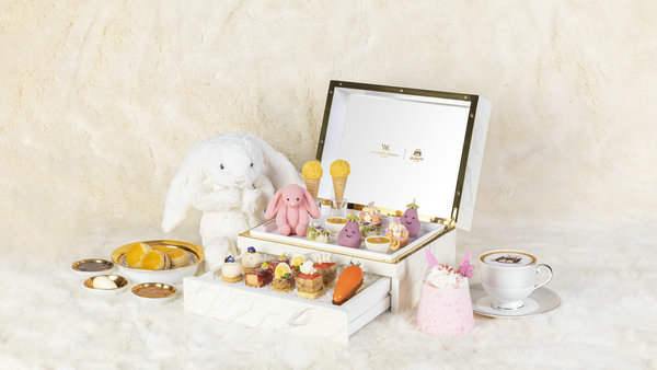 Minum petang Pesta Musim Bunga Bashful Bunny di Waldorf Astoria Beijing. (foto: China Daily)