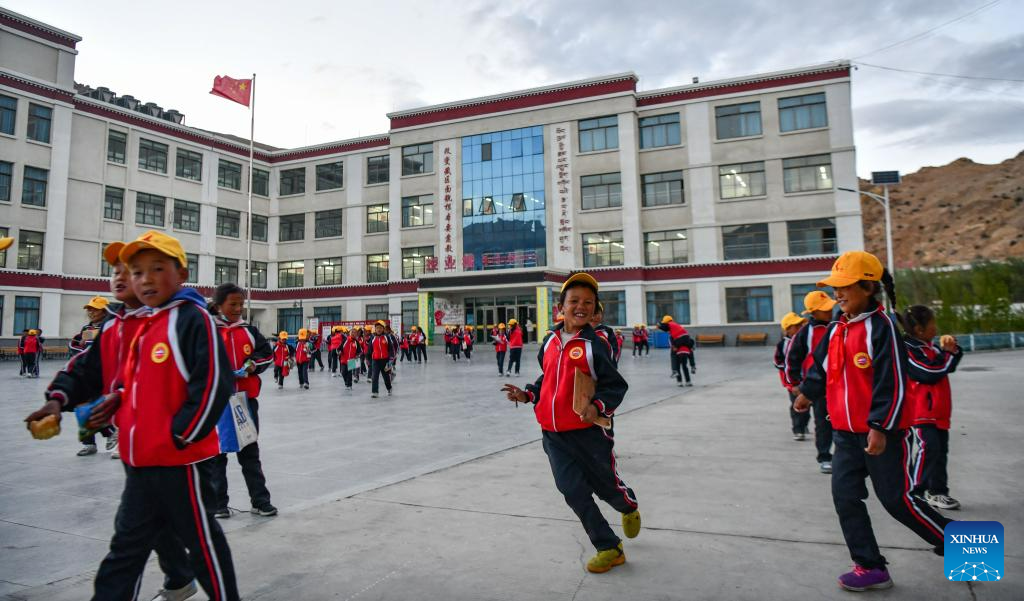 Kanak-kanak Tibet Nikmati Suasana Sekolah Lebih Baik