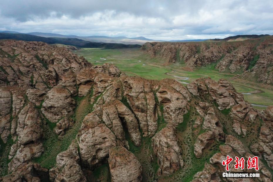 Foto Dron Lembah Batu Aneh di Qinghai