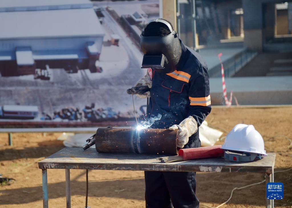 Peraduan Kemahiran Buruh Anjuran Syarikat China di Botswana