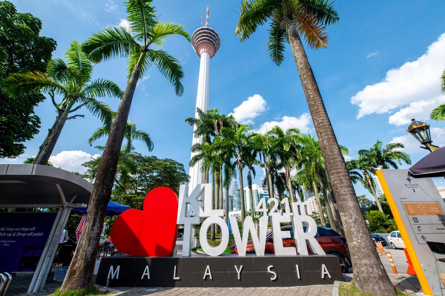 Foto Menara Kuala Lumpur di Kuala Lumpur, Malaysia yang diambil pada 8 Ogos 2020. (Xinhua/Zhu Wei)