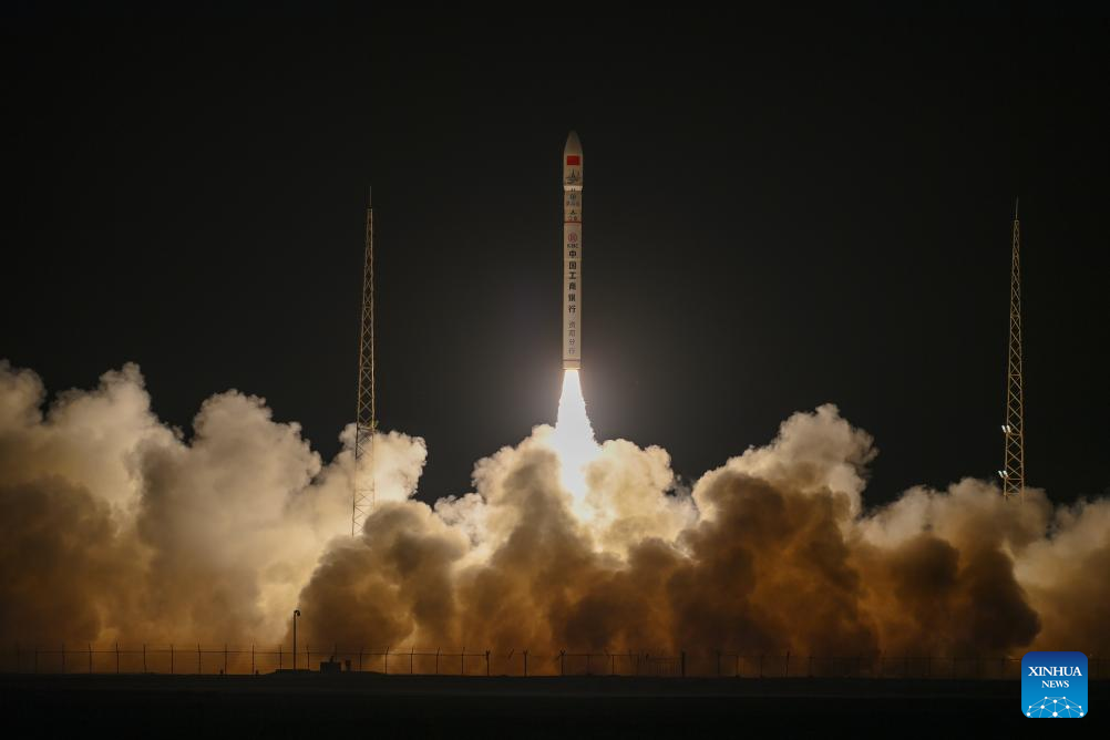 China Berjaya Lancarkan Roket CERES-1 Y9