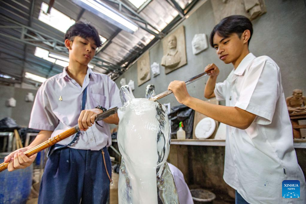 Pelajar Thailand Ukir Kemenangan dalam Kedinginan Harbin