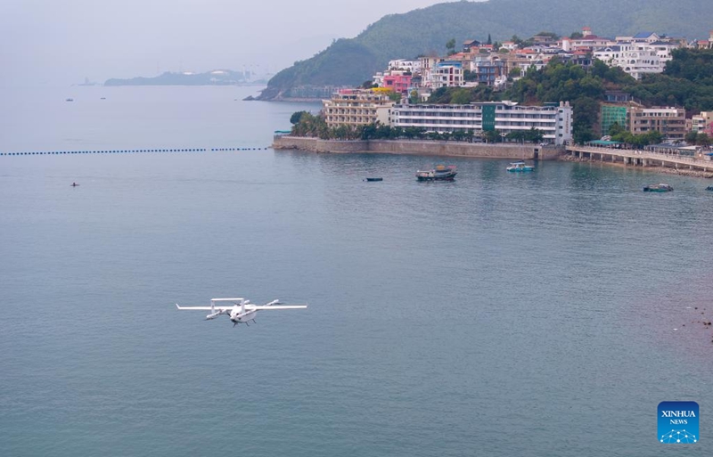 Dron Hantar Makanan Laut Mula Khidmat di Shenzhen