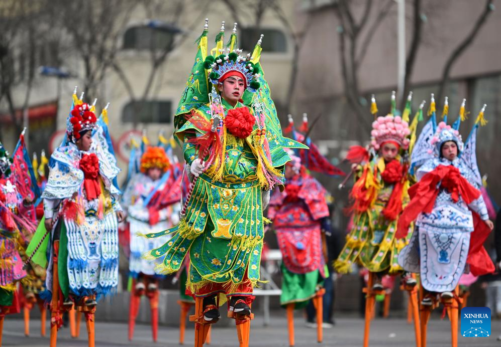 Perarakan Shehuo diadakan di Xining