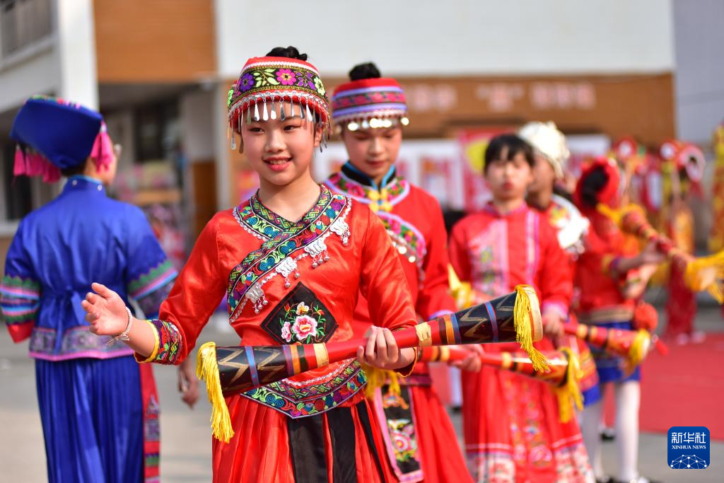 Guangxi Sambut Perayaan Tradisional Sanyuesan