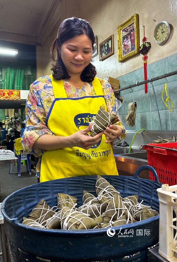 Makanan Tradisional Pesta Perahu Naga China Jadi Hidangan di Asia Tenggara