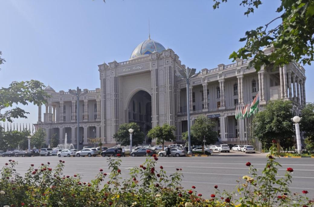 Pemandangan Istana Navruz, Tajikistan. (Foto: Xing Xue/People’s Daily)